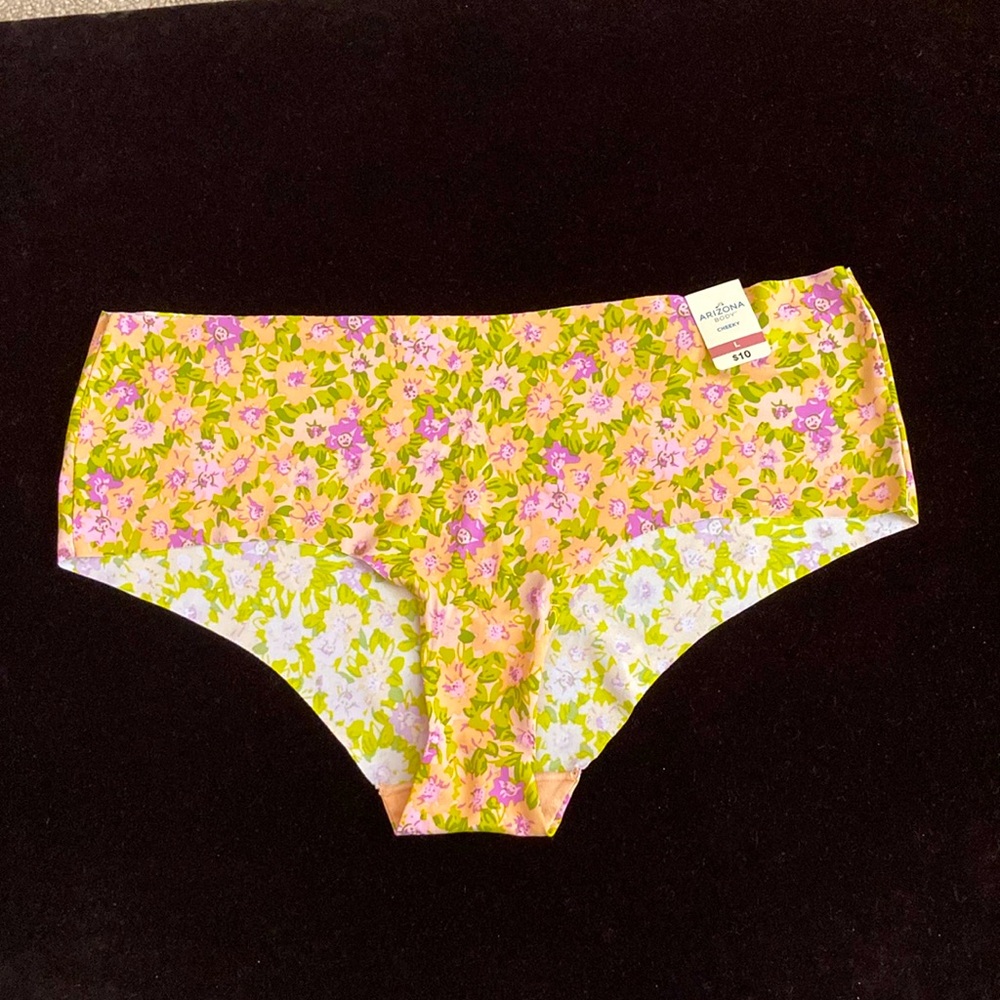 Arizona L Cheeky No Show Panty NWT